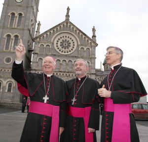 Archbishop Dermot Clifford with the new Archbishop of Cashel and Emly Bishop Kieran O'Reilly SMA (centre) and the Papal Nuncio Archbishop Charles Brown outside the Cathedral of the Assumption in Thurles Co Tipperary after the announcement on Saturday morning.  (22.11.14). Pic John Mc Elroy.