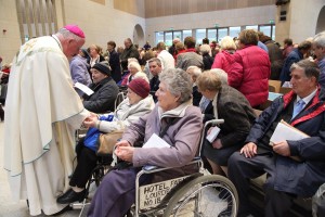 Bishop John McAreavey of Dromore blessing at the blessing of the sick on the first day of the National Eucharistic Congress in Knock. Pic John Mc Elroy. 